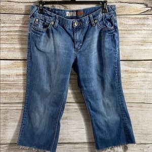 Women’s Mossimo Supply Co. Cut off Capris